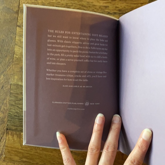 *NEW* linen covered how to set a table book - Picture 5 of 5